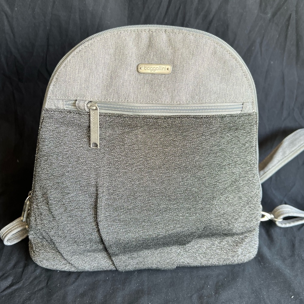 Baggallini Two-Tone Gray Backpack - image 1